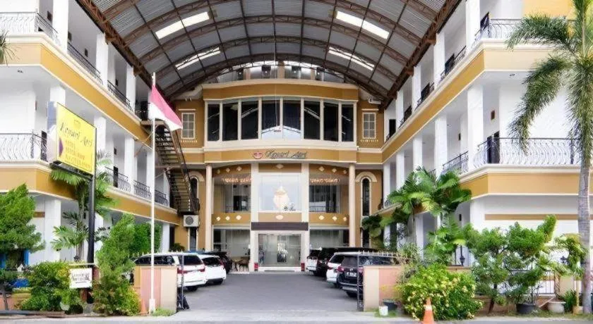 Kenari Asri Hotel