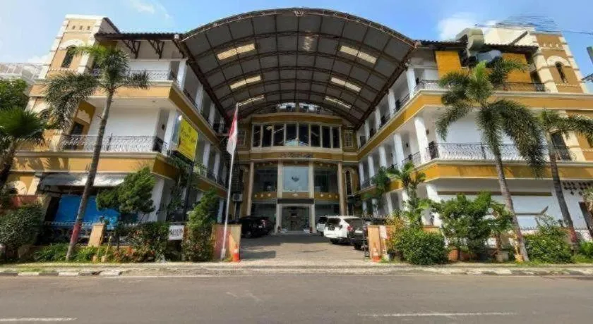 Kenari Asri Hotel