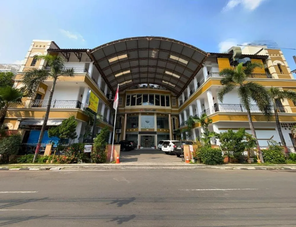 Kenari Asri Hotel