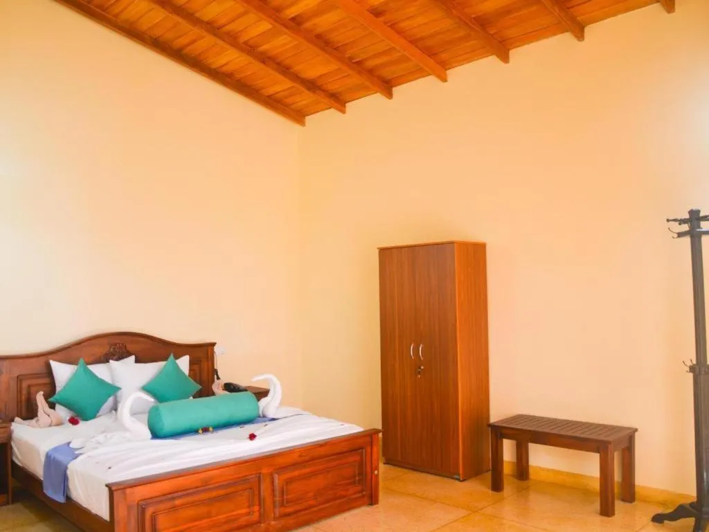 Bed in Lion Nature