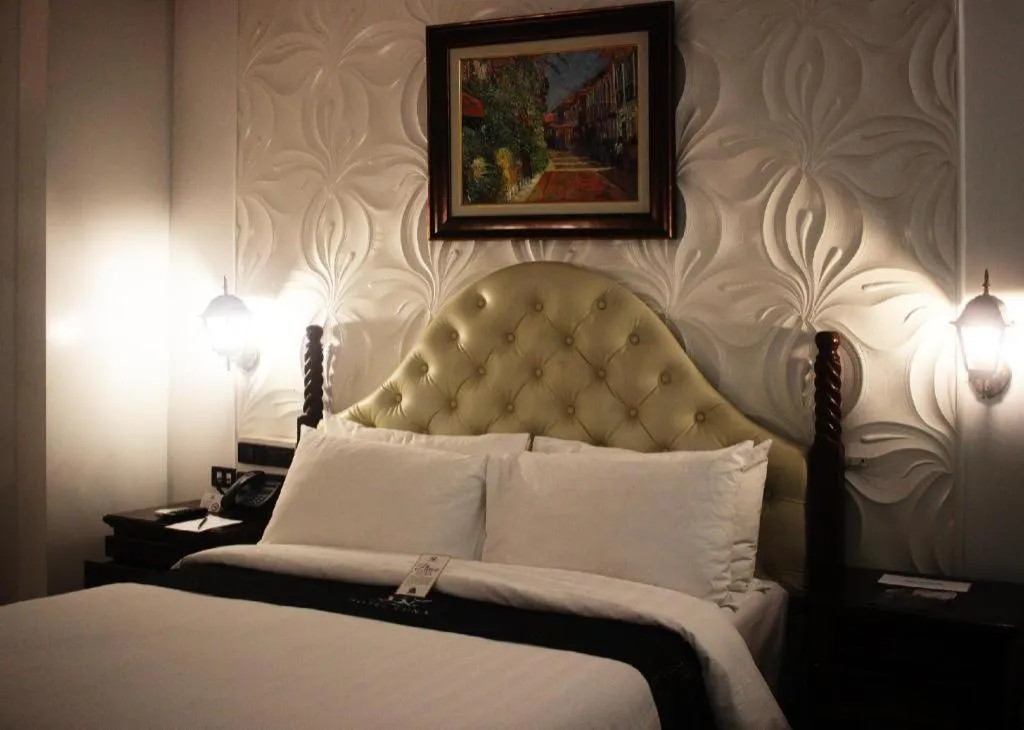 Bed in Hotel Luna