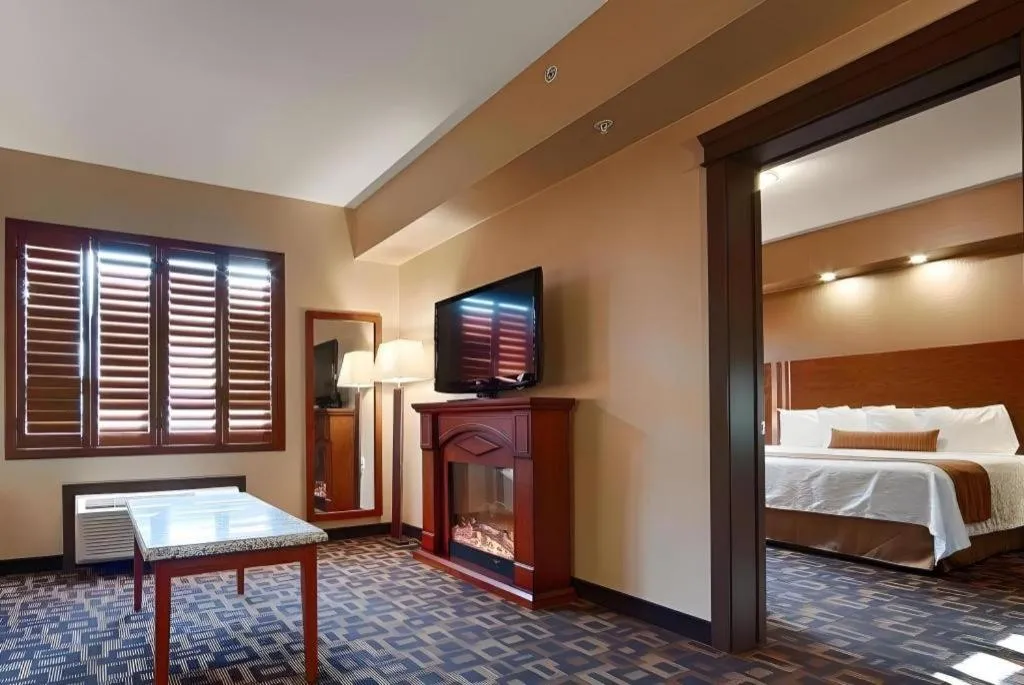 Bed in Days Inn by Wyndham Redwater