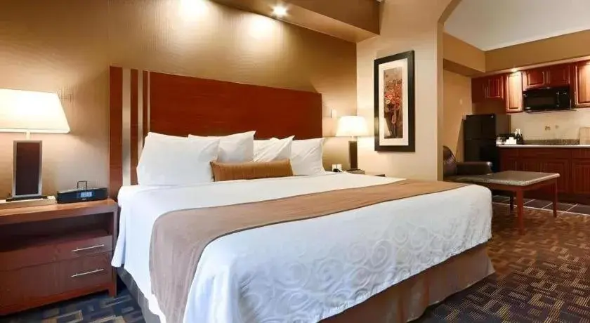 Bed in Days Inn by Wyndham Redwater Bed in Days Inn by Wyndham Redwater