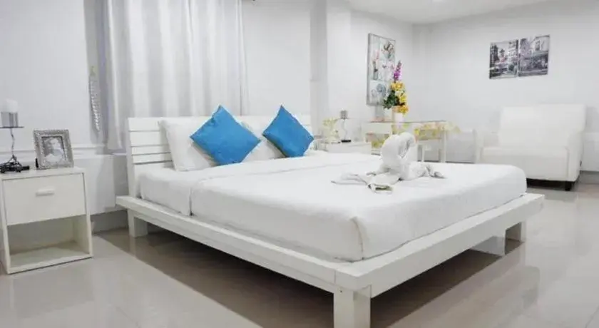 Bed in Chic Hotel Suratthani Bed in Chic Hotel Suratthani