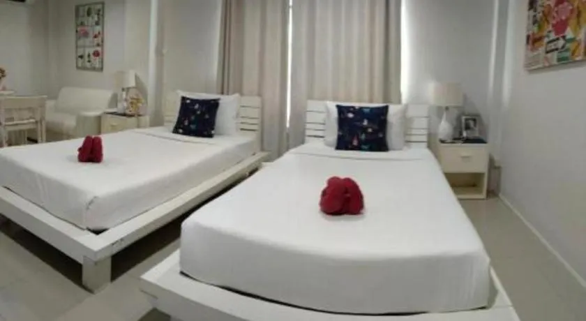 Bed in Chic Hotel Suratthani
