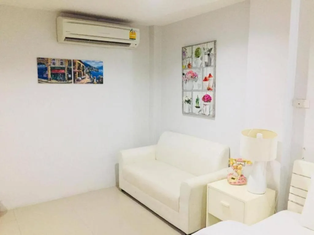 Chic Hotel Suratthani