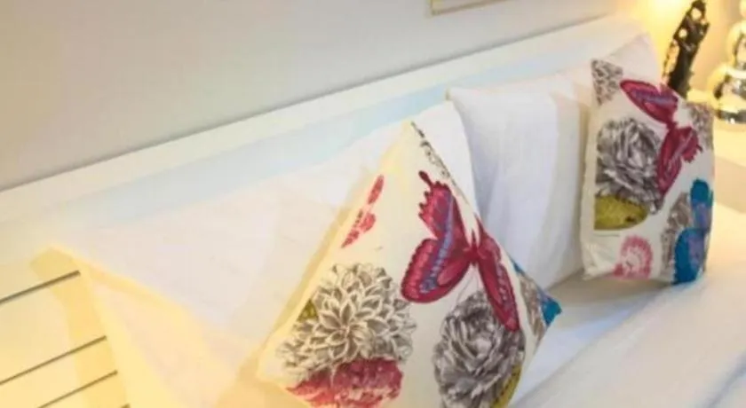 Chic Hotel Suratthani