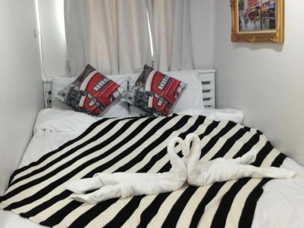 Bed in Chic Hotel Suratthani