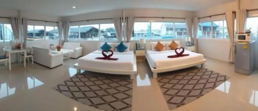 Bed in Chic Hotel Suratthani