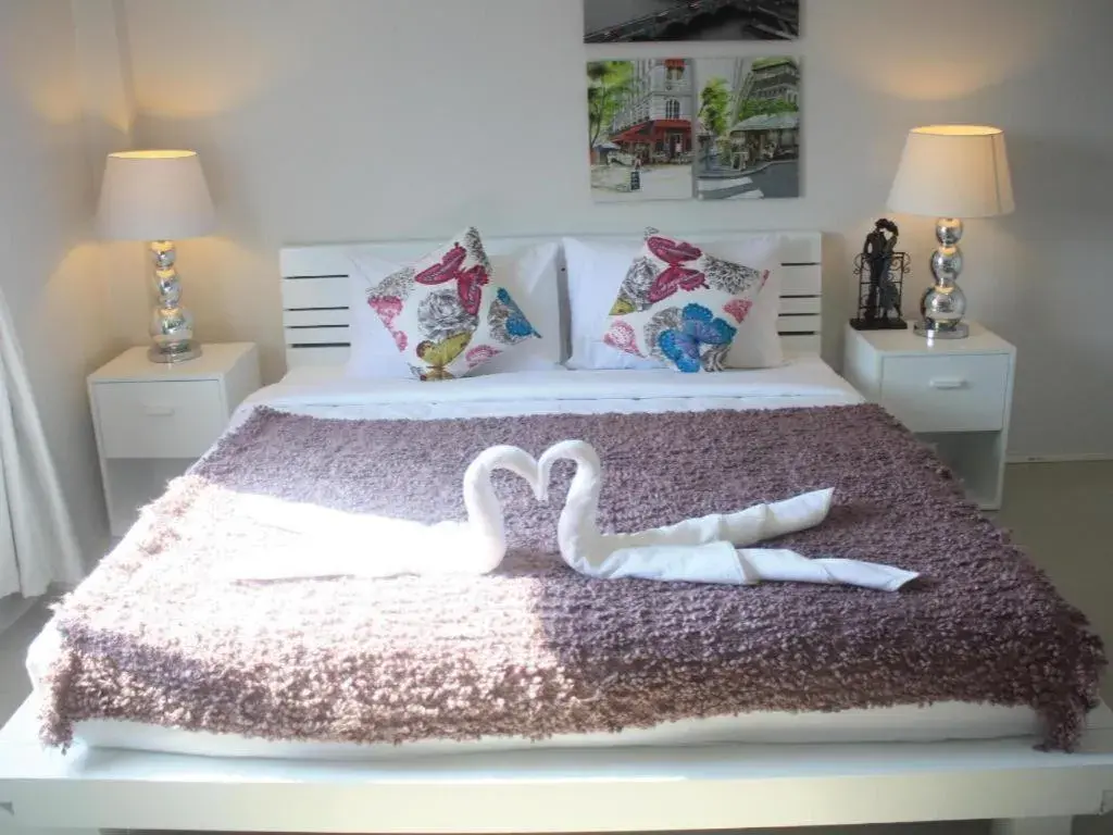 Bed in Chic Hotel Suratthani Bed in Chic Hotel Suratthani