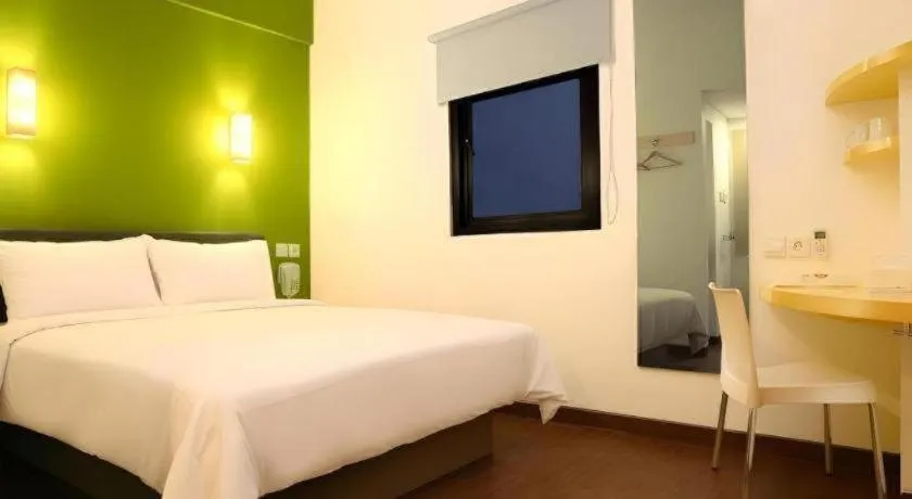Bed in Amaris Hotel Panglima Polim 1