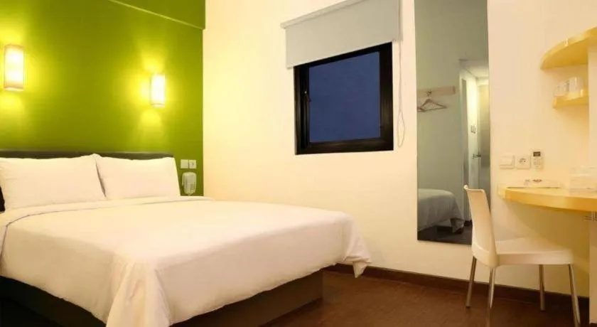 Bed in Amaris Hotel Panglima Polim 1