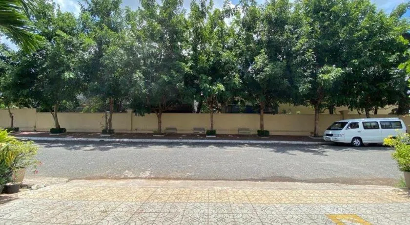 Reasmey Cheanich Hotel