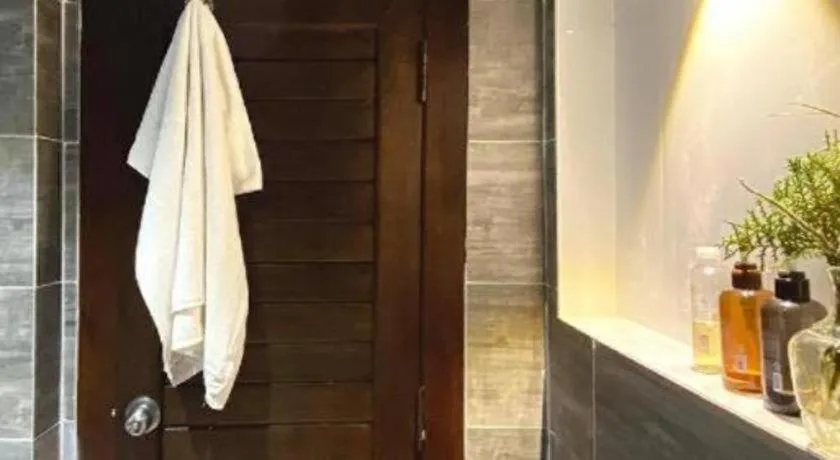 Reasmey Cheanich Hotel