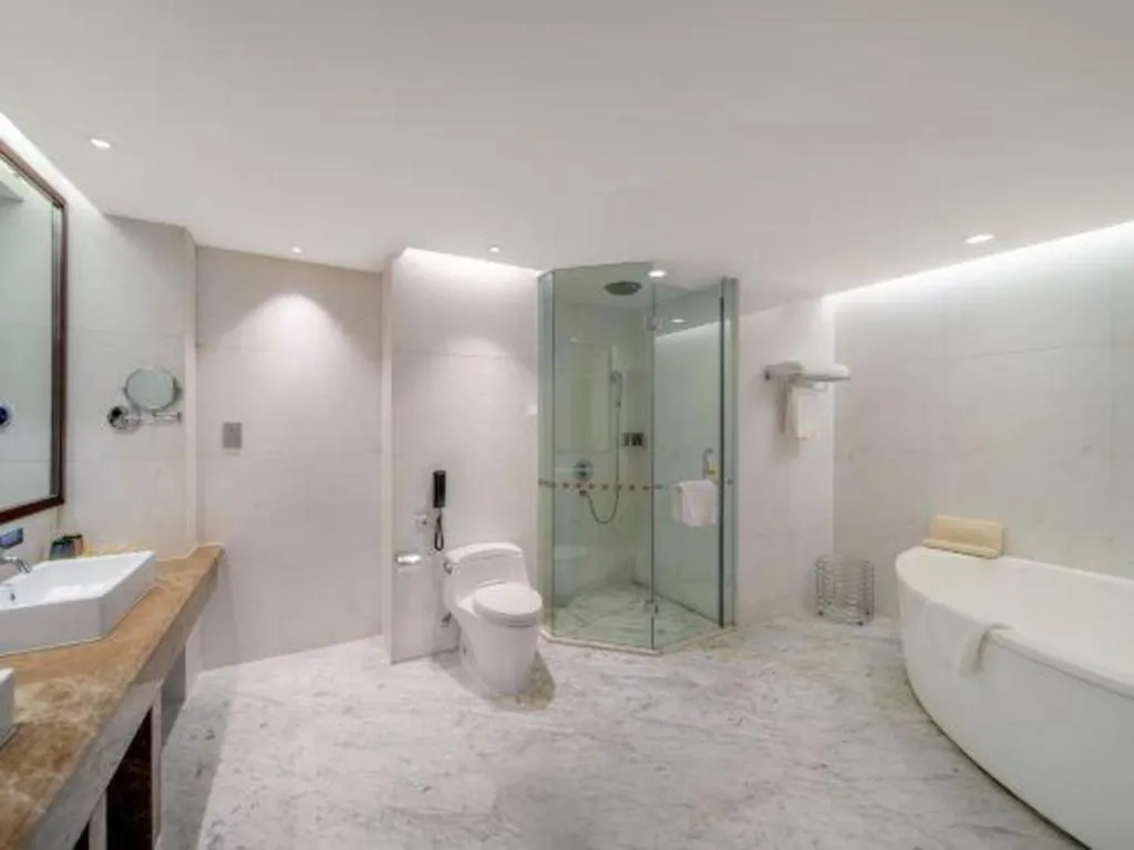 Northwest Petroleum Hotel