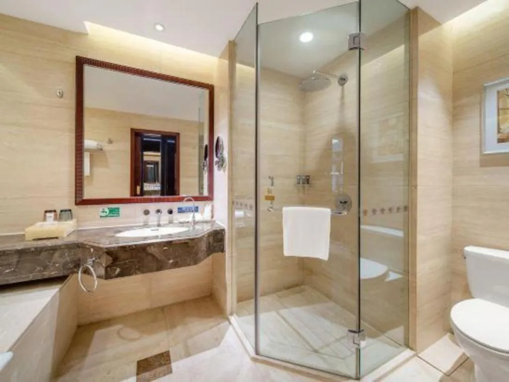 Northwest Petroleum Hotel