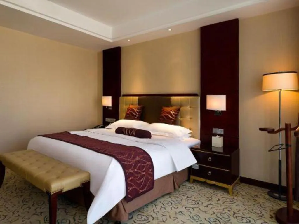 Bed in Northwest Petroleum Hotel