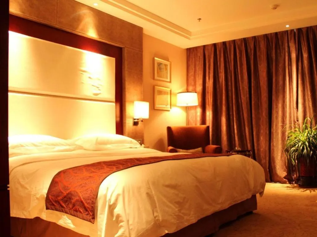 Bed in Northwest Petroleum Hotel