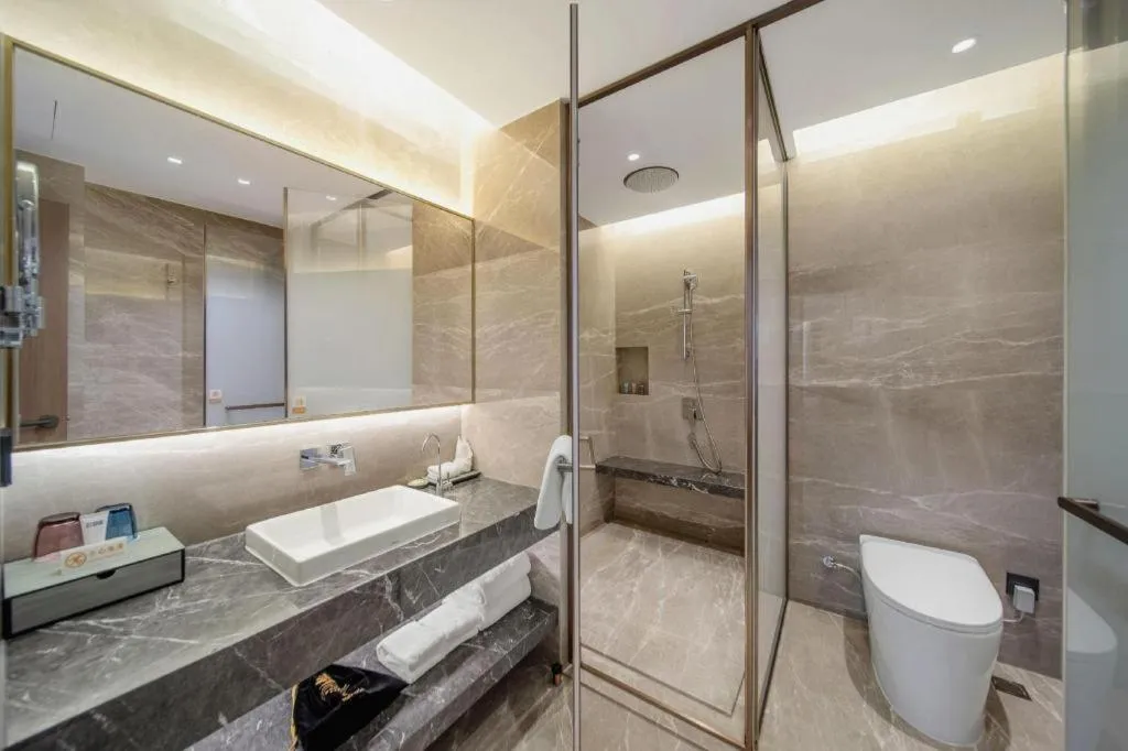 Northwest Petroleum Hotel