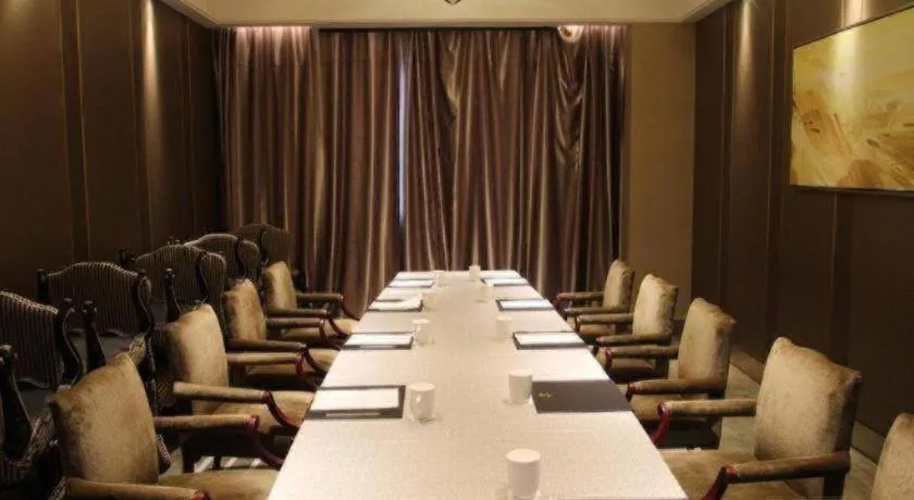 Northwest Petroleum Hotel