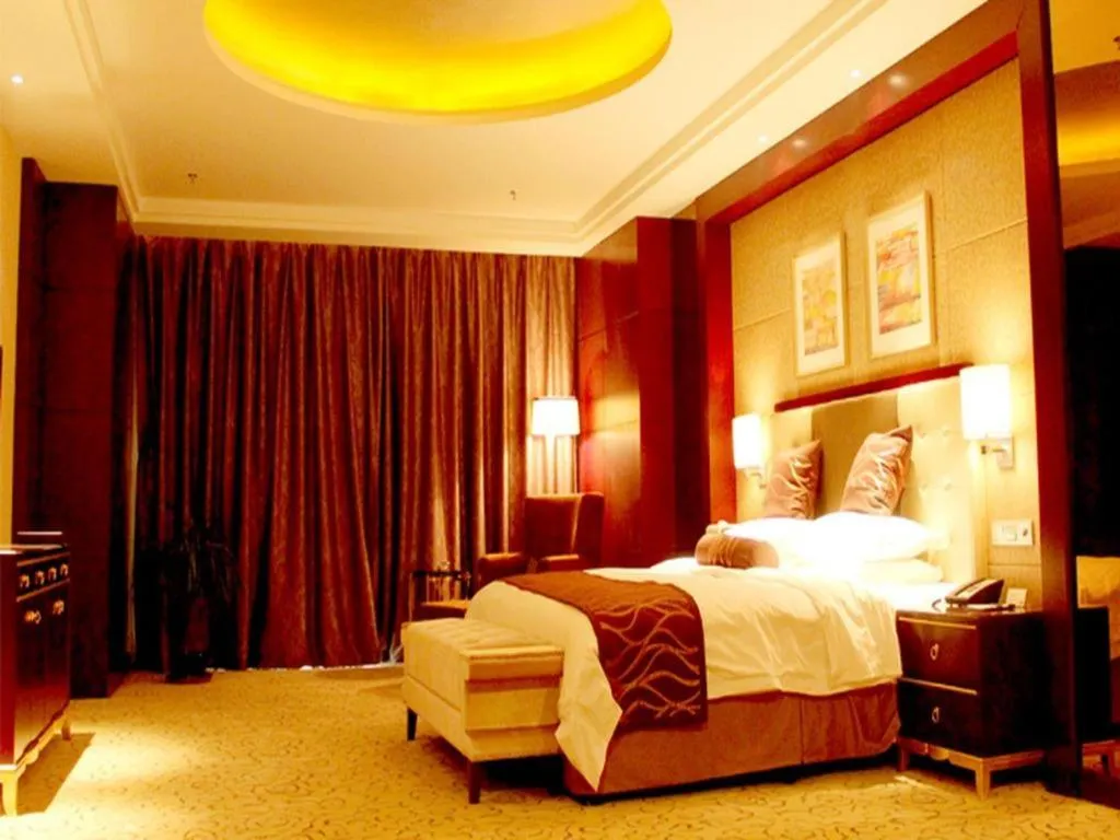 Bed in Northwest Petroleum Hotel