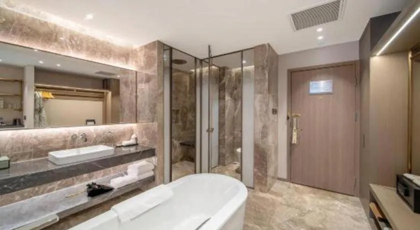 Northwest Petroleum Hotel