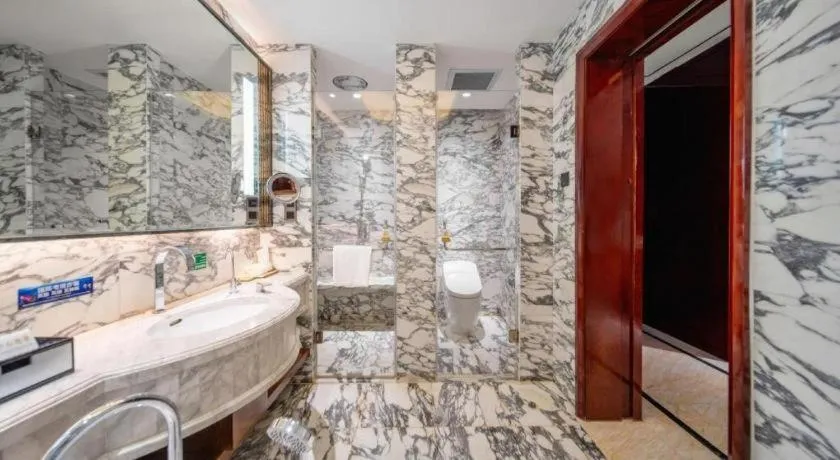 Northwest Petroleum Hotel