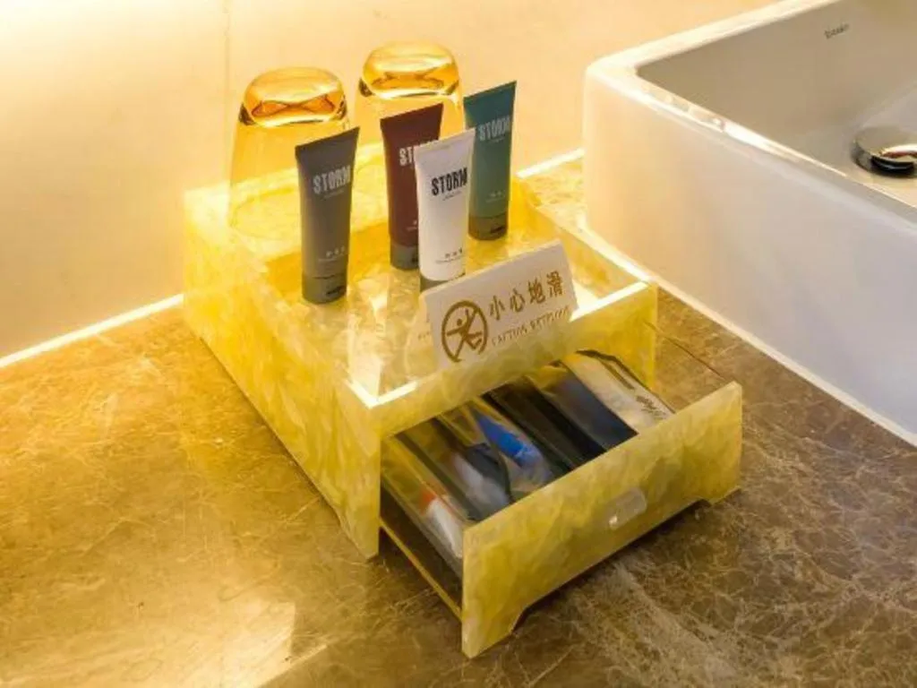 Northwest Petroleum Hotel