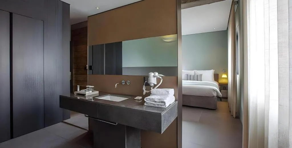 Bed in Everrich Hotel