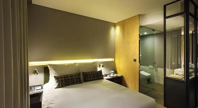 Bed in Everrich Hotel Bed in Everrich Hotel