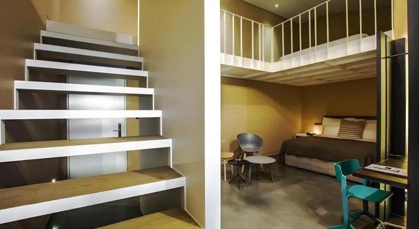 Bed in Everrich Hotel