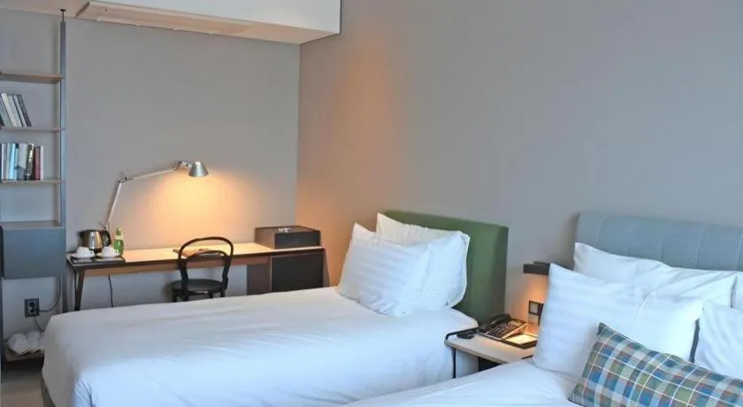 Bed in Everrich Hotel