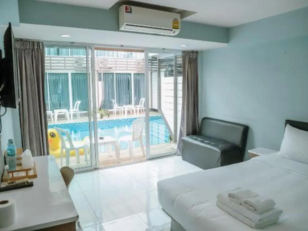 Bed in Pool Villa @Donmueang