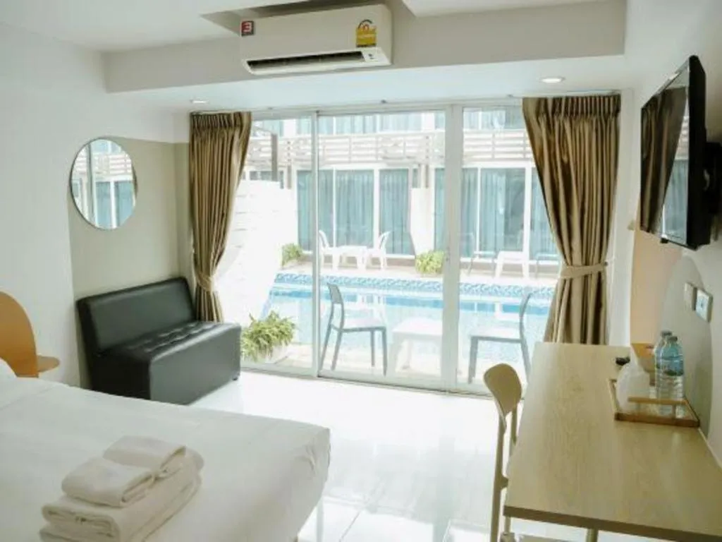 Bed in Pool Villa @Donmueang