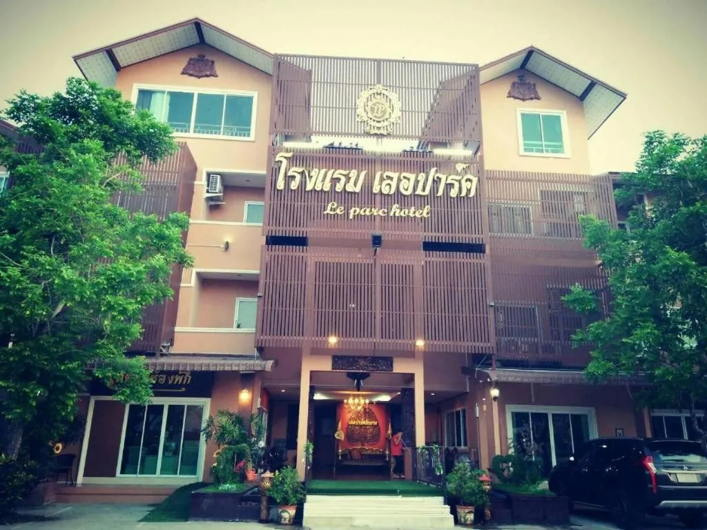 Le Parc Wangnang Hotel