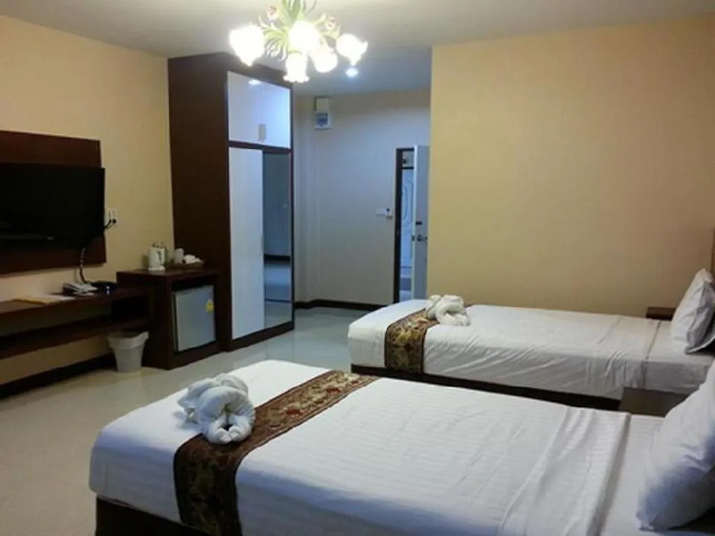 Bed in Le Parc Wangnang Hotel