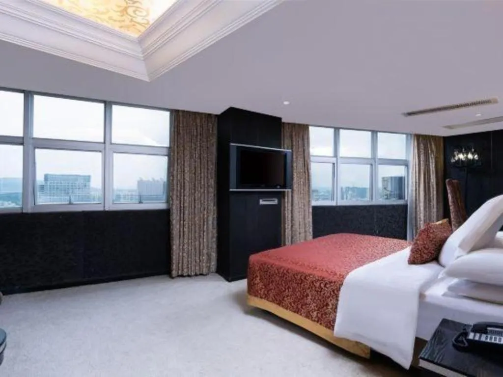Bed in Nanning Sanzan Hotel
