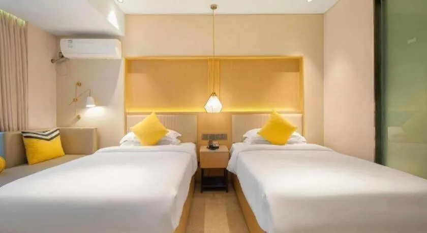 Bed in Nanning Sanzan Hotel