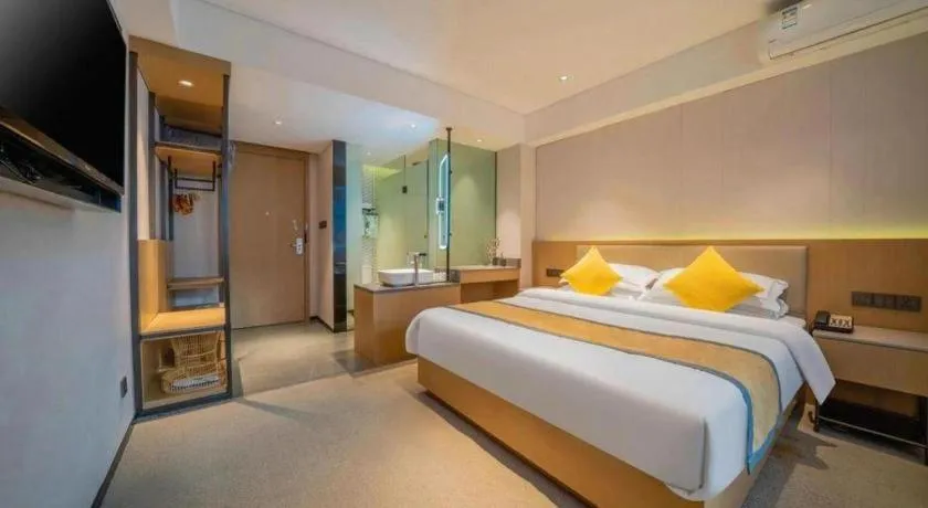 Bed in Nanning Sanzan Hotel