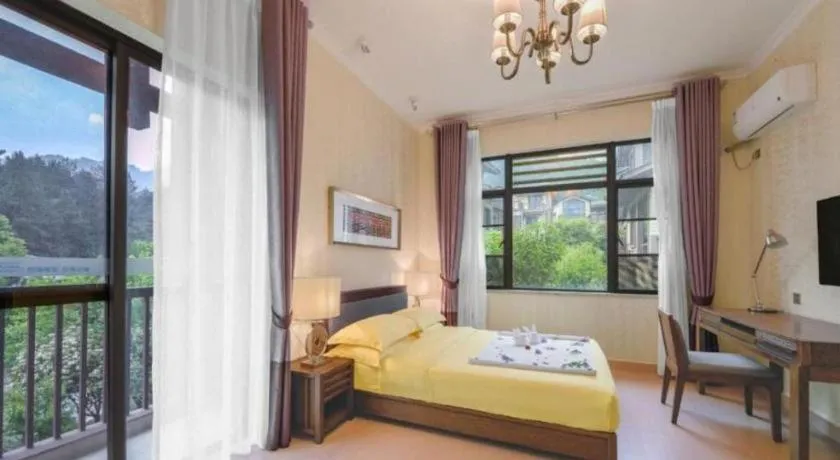 Bed in Country Garden Phoenix Hotel Zhangjiajie