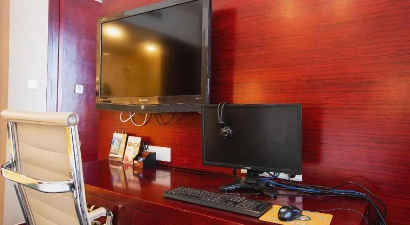 Inzone Garlnd Hotel Zhangqiu