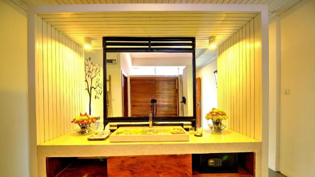 La Residence Blanc D' Angkor