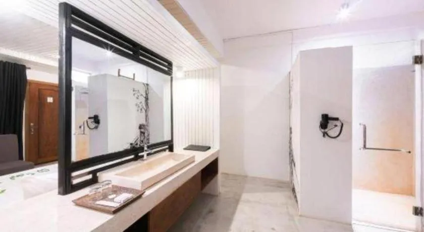 La Residence Blanc D' Angkor