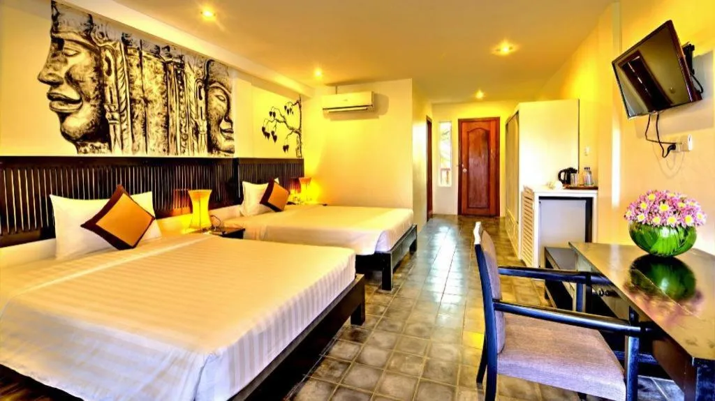 Bed in La Residence Blanc D' Angkor