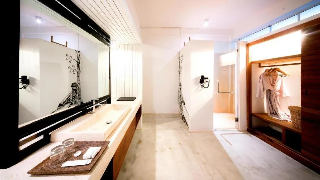 La Residence Blanc D' Angkor