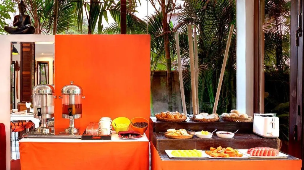 La Residence Blanc D' Angkor