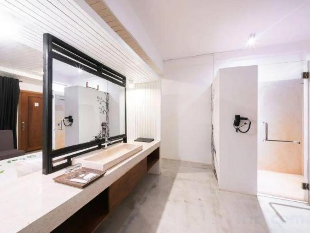 La Residence Blanc D' Angkor