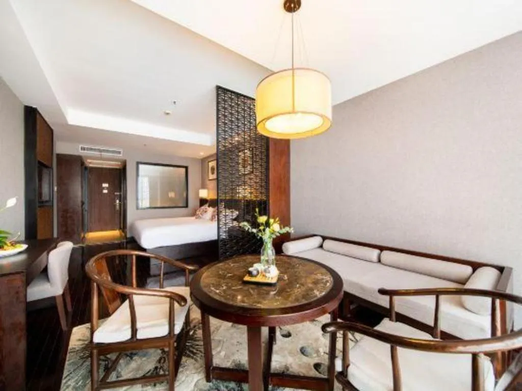 Yiwu Orange Boutique Hotel