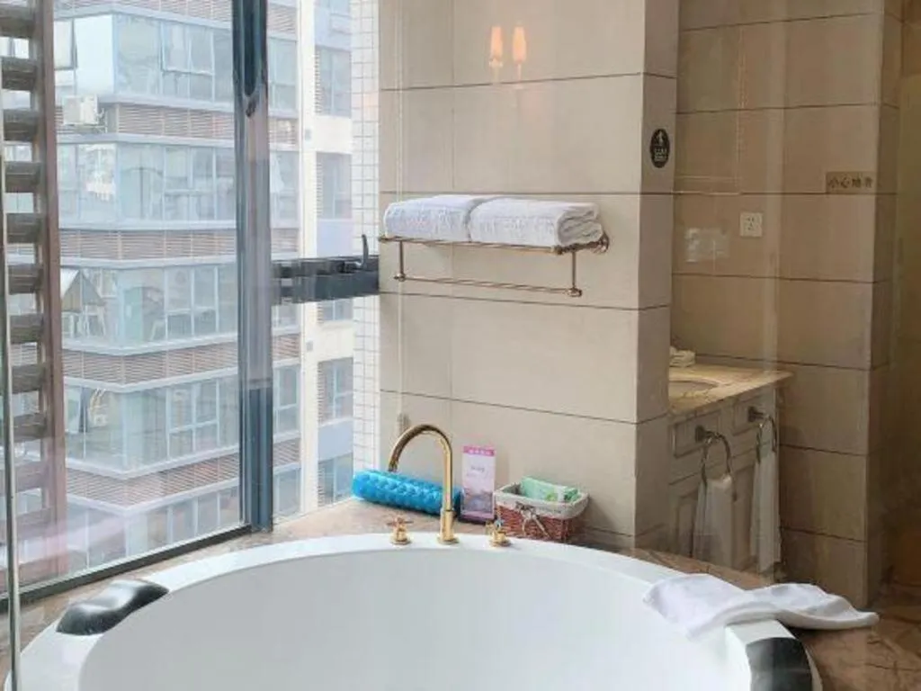 Chengdu French Theme Gold Palace