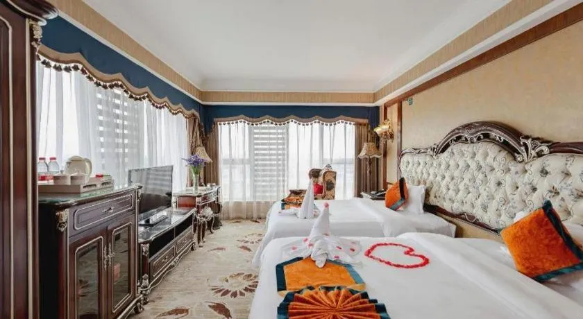 Bed in Chengdu French Theme Gold Palace